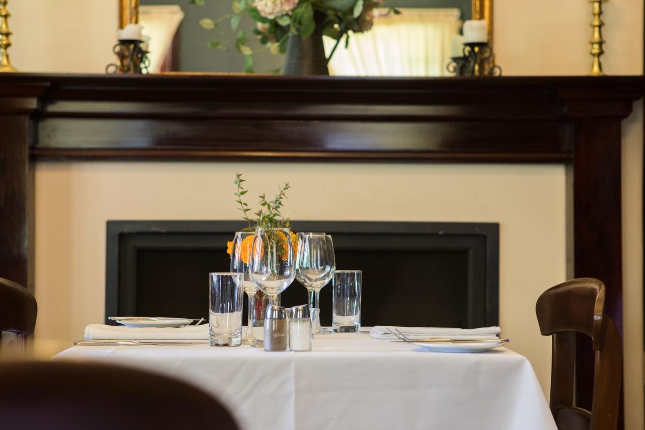 Petersons Armidale Winery And Guesthouse Exterior foto