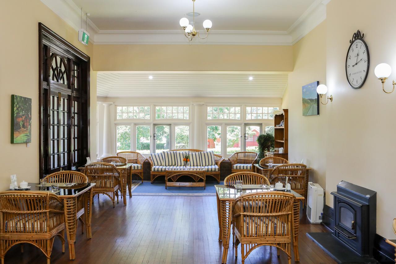 Petersons Armidale Winery And Guesthouse Exterior foto